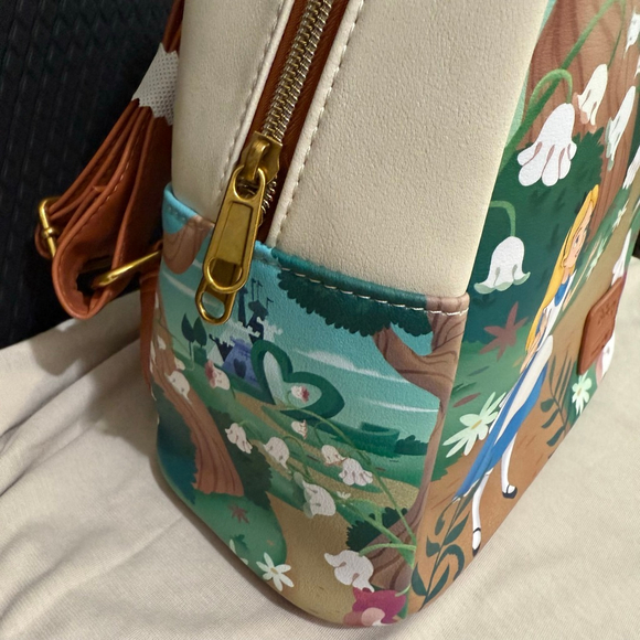 Loungefly Disney Alice in Wonderland Green Beige Mini Backpack One Size - Picture 5 of 6